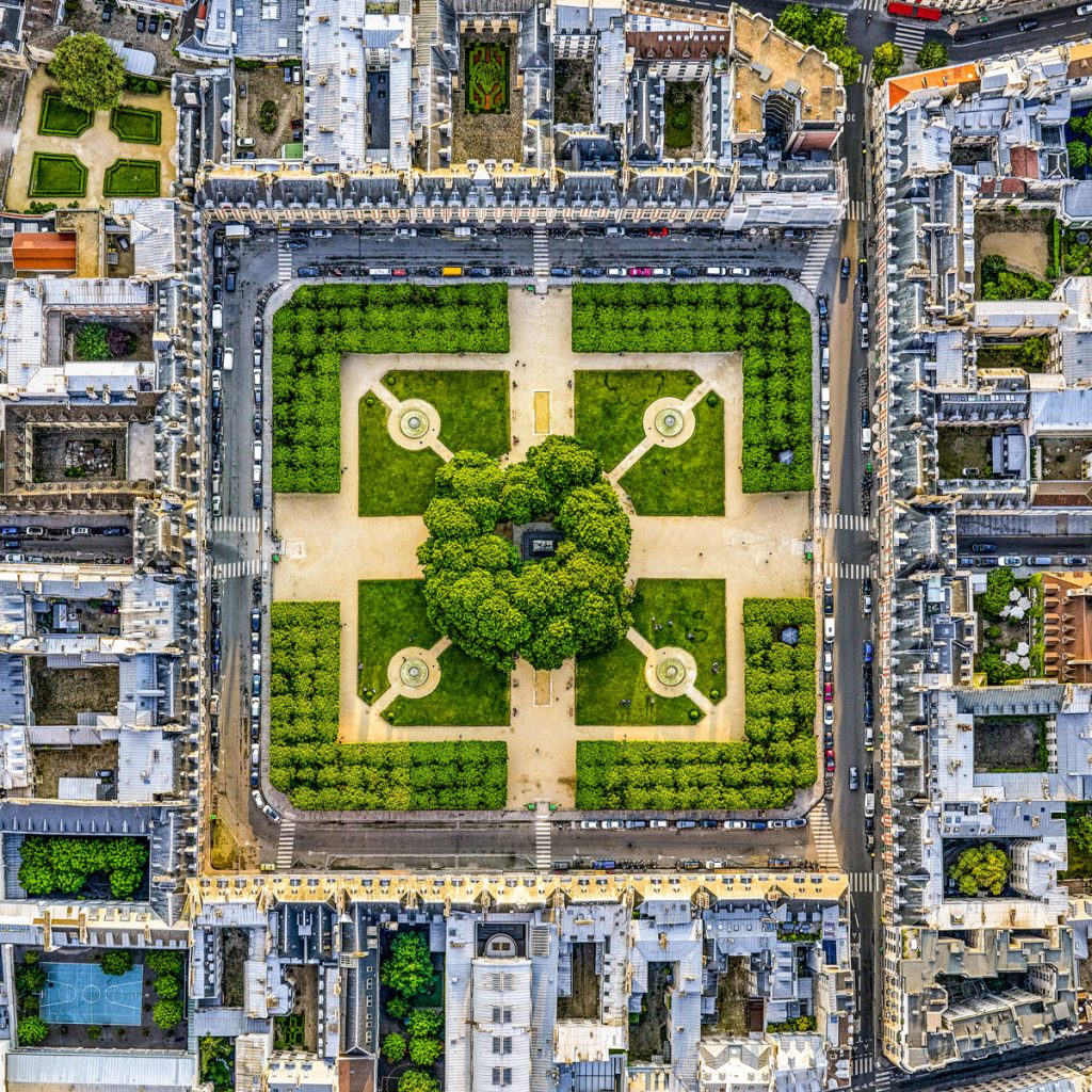 Jeffrey Milstein: Place des Voges
